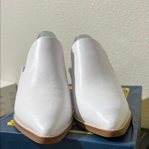 Chic White Women's Mules